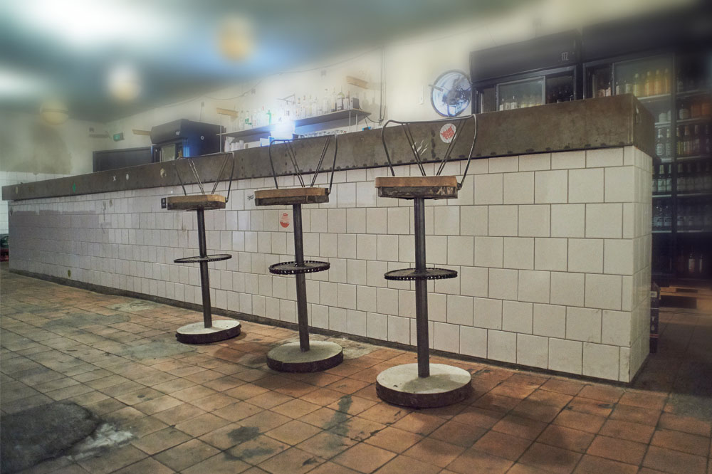 IFZ-lanbar02 gallery