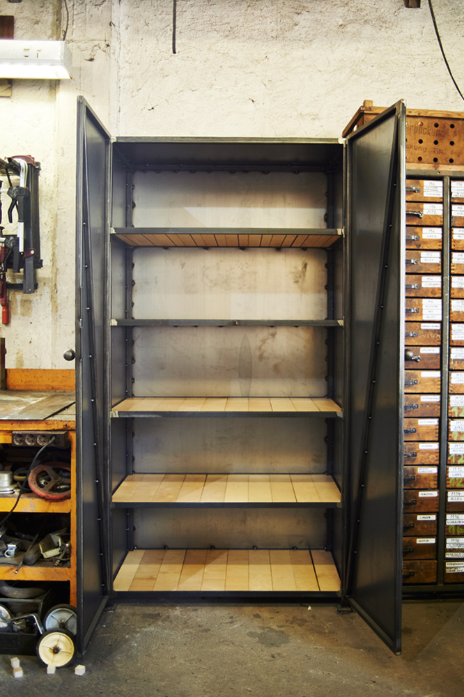 schrank02 gallery